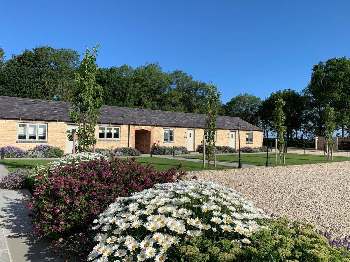 Briary Cottages At Iletts Farm Brackley  Eksteriør bilde